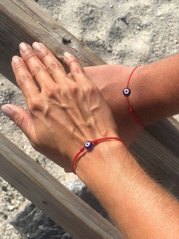 Pulsera Roja de Protección con Ojo Turco 🧿