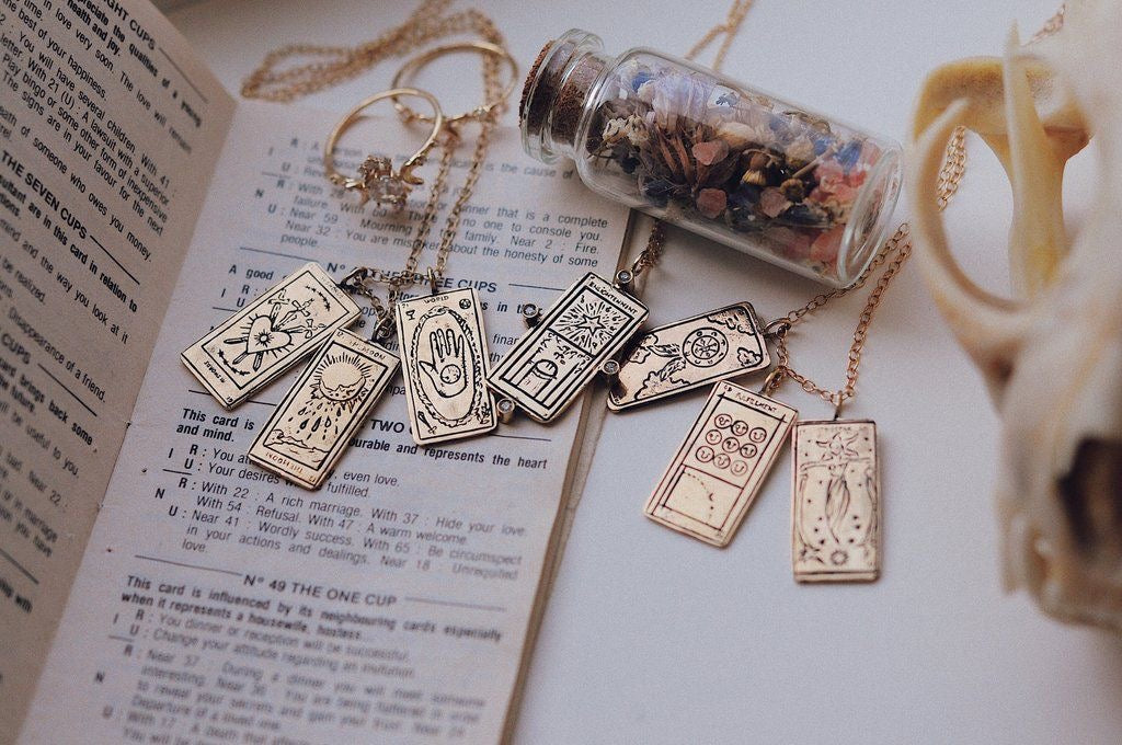 Collar de La Luna 🌜 (Carta Tarot)